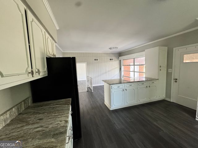 402 Westview Drive, Fort Valley, GA 31030