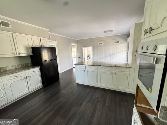 402 Westview Drive, Fort Valley, GA 31030