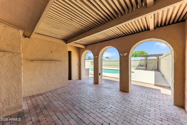 1726 W CHARLESTON Avenue, Phoenix, AZ 85023