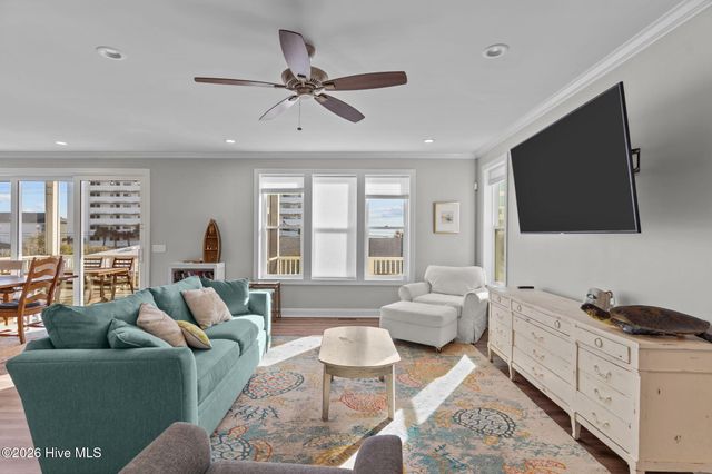 1613 Bowfin Lane, Carolina Beach, NC 28428