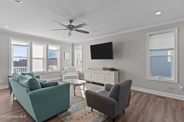 1613 Bowfin Lane, Carolina Beach, NC 28428