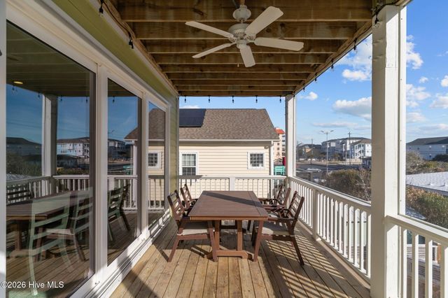 1613 Bowfin Lane, Carolina Beach, NC 28428