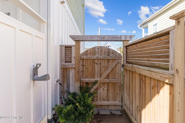 1613 Bowfin Lane, Carolina Beach, NC 28428