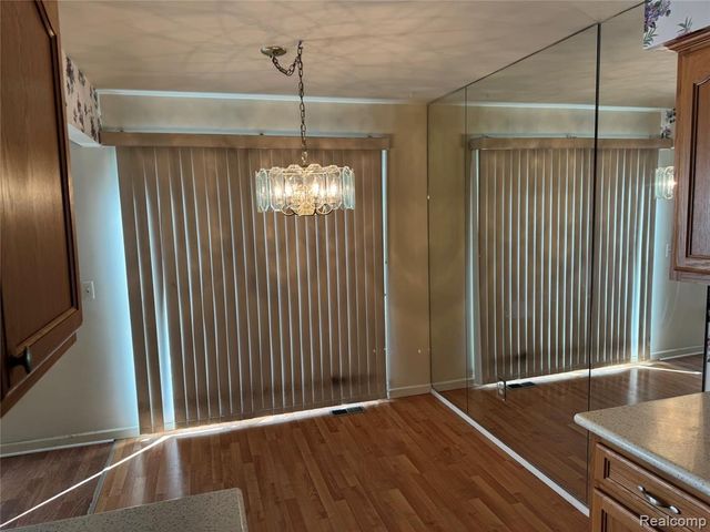 1597 Dover Hill, Walled Lake, MI 48390