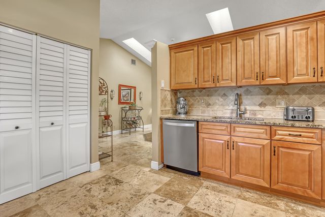 4201 Green Forest Way, Boynton Beach, FL 33436
