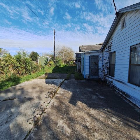 1210 Lolita St, Corpus Christi, TX 78416
