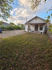 1210 Lolita St, Corpus Christi, TX 78416