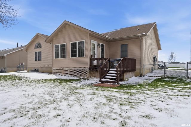 302 COTTONWOOD Circle, East Peoria, IL 61611