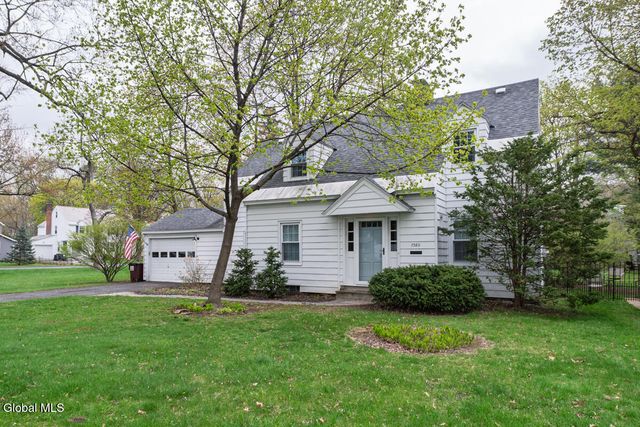 1380 Clifton Park Road, Niskayuna, NY 12309