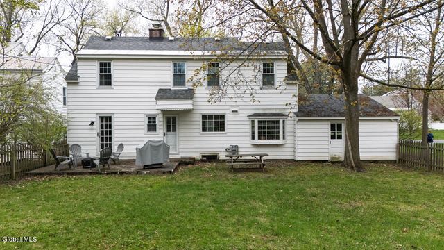 1380 Clifton Park Road, Niskayuna, NY 12309