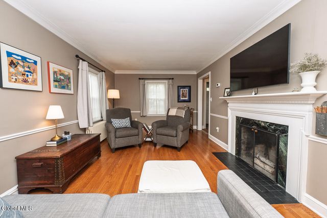1380 Clifton Park Road, Niskayuna, NY 12309