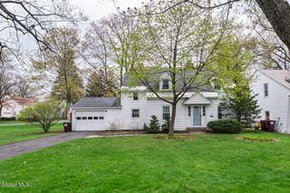 1380 Clifton Park Road, Niskayuna, NY 12309