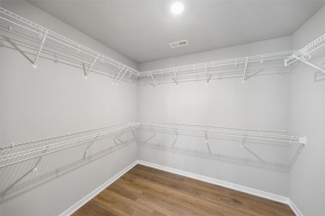 6000 Gladbury Court, Pleasant Hill, IA 50327
