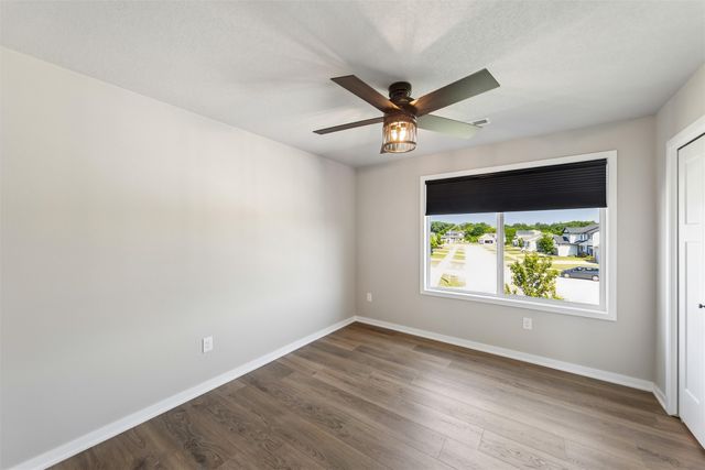 6000 Gladbury Court, Pleasant Hill, IA 50327