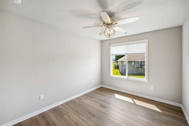6000 Gladbury Court, Pleasant Hill, IA 50327