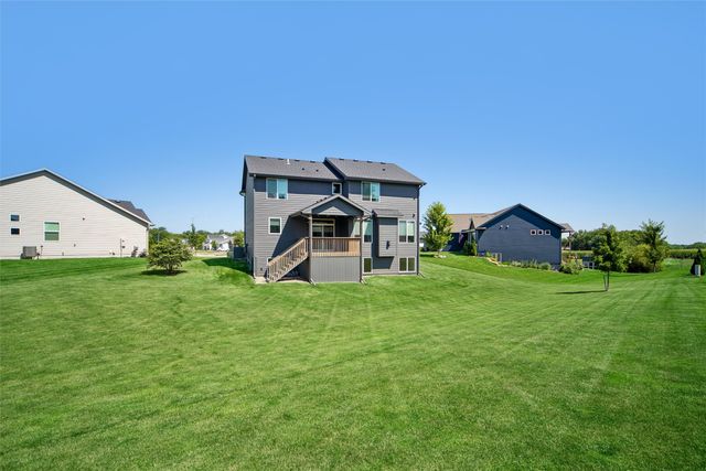 6000 Gladbury Court, Pleasant Hill, IA 50327