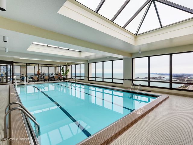 360 E RANDOLPH Street 3902, Chicago, IL 60601