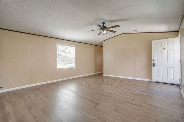 1948 Lariat Lane, Burleson, TX 76028