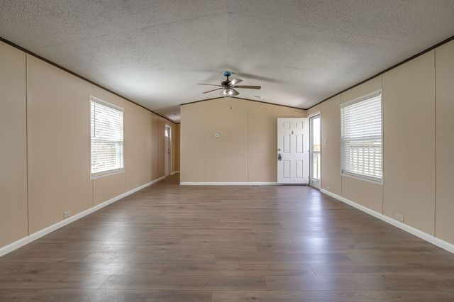 1948 Lariat Lane, Burleson, TX 76028