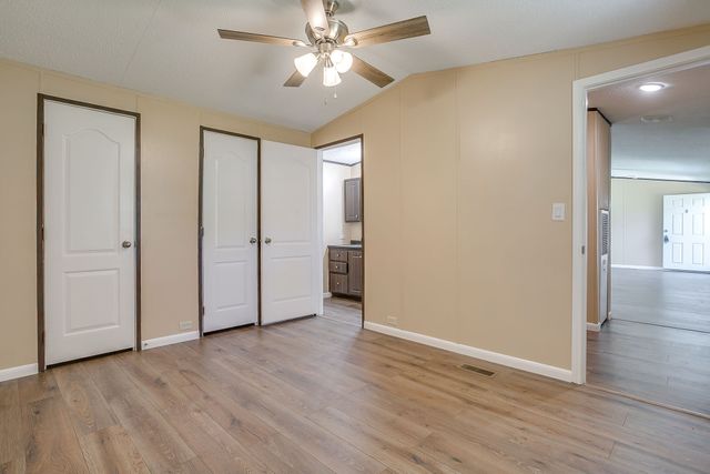 1948 Lariat Lane, Burleson, TX 76028