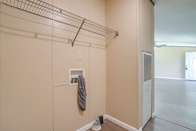 1948 Lariat Lane, Burleson, TX 76028