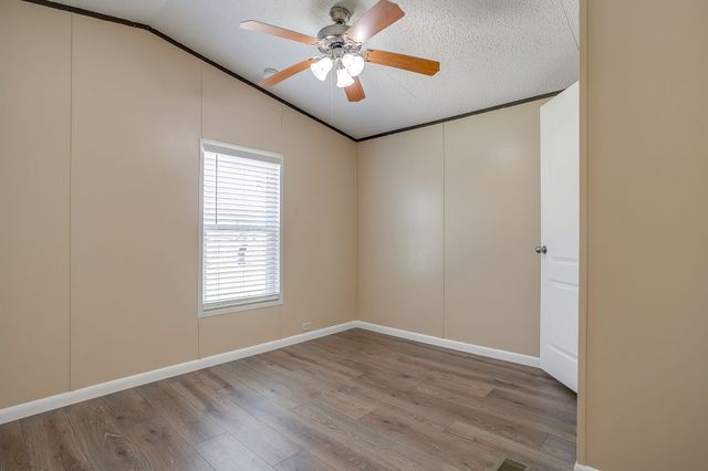 1948 Lariat Lane, Burleson, TX 76028