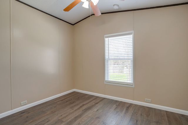 1948 Lariat Lane, Burleson, TX 76028