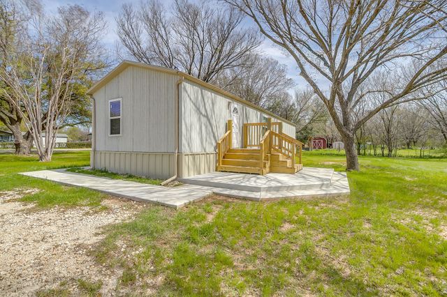 1948 Lariat Lane, Burleson, TX 76028