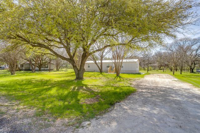1948 Lariat Lane, Burleson, TX 76028