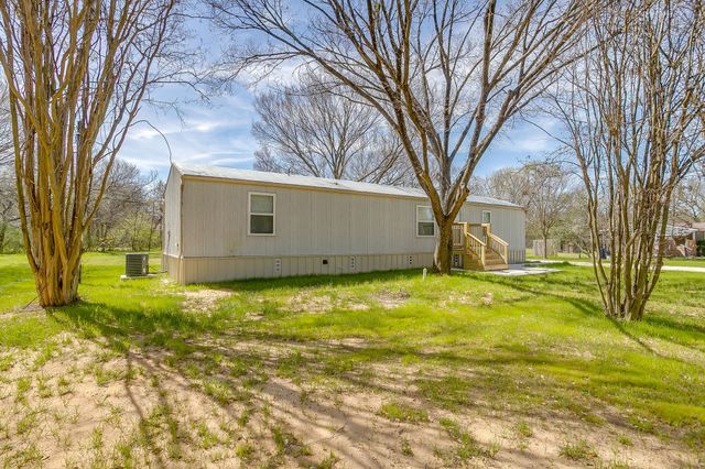 1948 Lariat Lane, Burleson, TX 76028