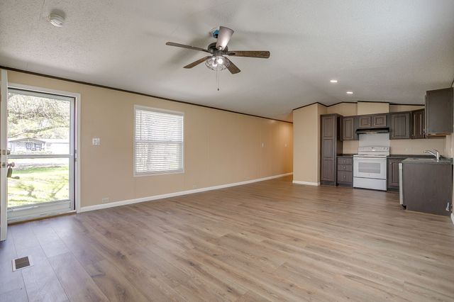 1948 Lariat Lane, Burleson, TX 76028