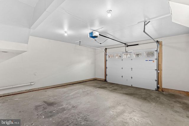 20905 SANDSTONE SQ, Sterling, VA 20165