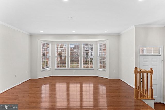 20905 SANDSTONE SQ, Sterling, VA 20165