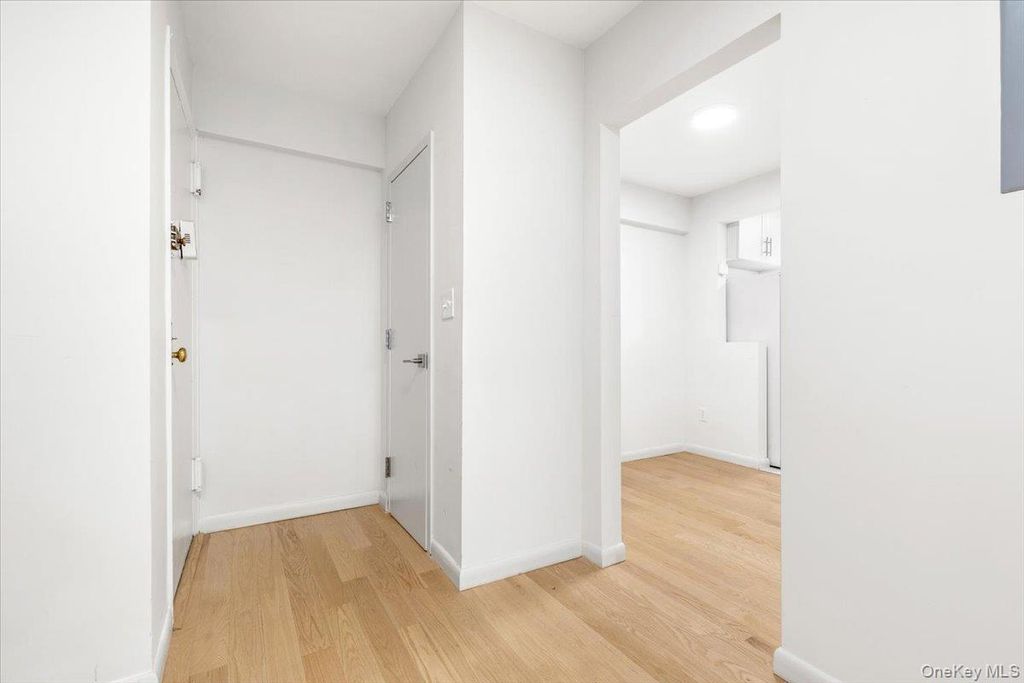 601 Kappock Street 1P, Bronx, NY 10463 — photo 5
