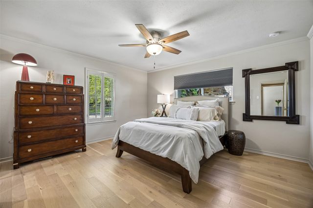 9933 Vistadale Drive, Dallas, TX 75238