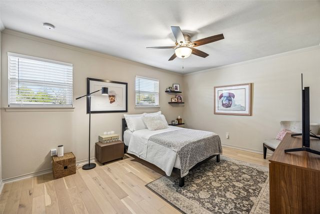 9933 Vistadale Drive, Dallas, TX 75238