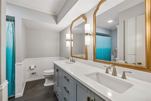 9933 Vistadale Drive, Dallas, TX 75238