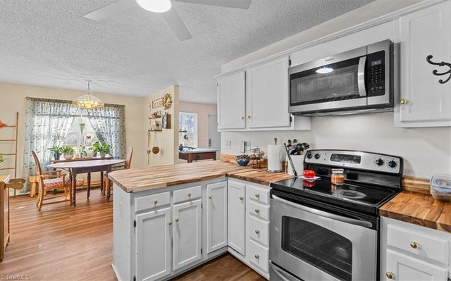 4076 Dunbar Bridge Road, Asheboro, NC 27205