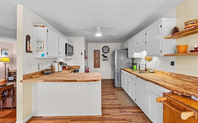 4076 Dunbar Bridge Road, Asheboro, NC 27205