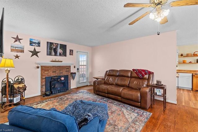 4076 Dunbar Bridge Road, Asheboro, NC 27205