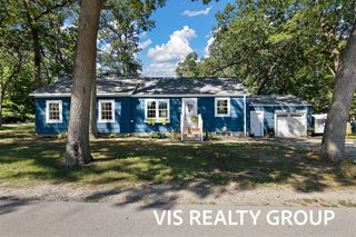 15745 Beach Drive, Spring Lake, MI 49456