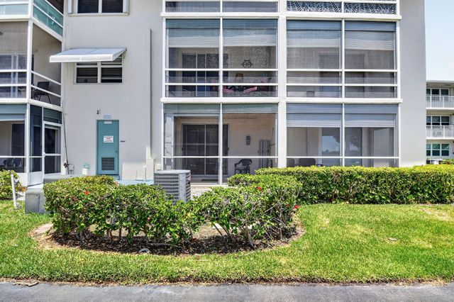 370 Horizon Street E, Boynton Beach, FL 33435