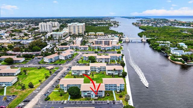 370 Horizon Street E, Boynton Beach, FL 33435