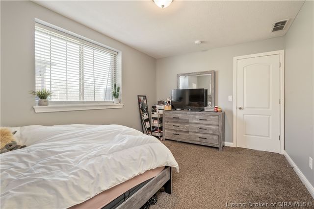 6005 Deer Trace Way, Georgetown, IN 47122