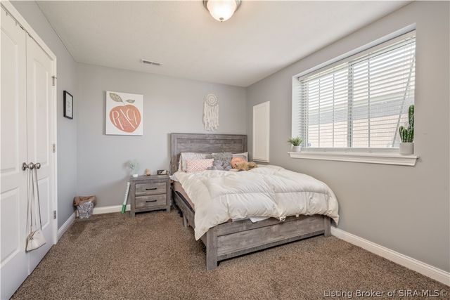 6005 Deer Trace Way, Georgetown, IN 47122