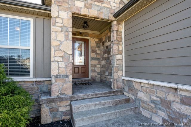 6005 Deer Trace Way, Georgetown, IN 47122