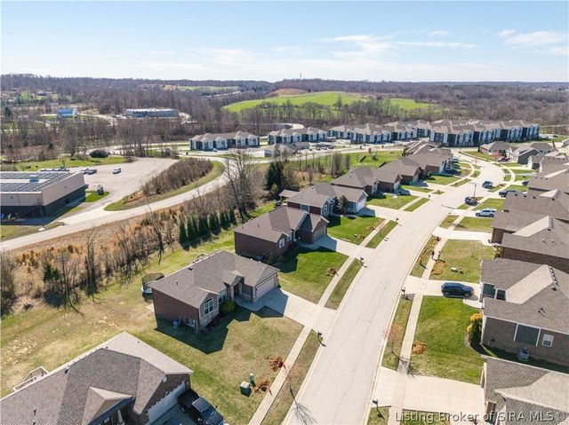 6005 Deer Trace Way, Georgetown, IN 47122