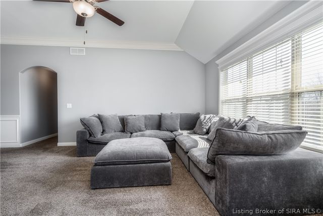 6005 Deer Trace Way, Georgetown, IN 47122