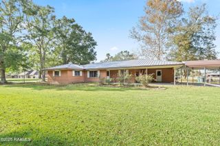 1015 Greenbriar Street, New Iberia, LA 70560