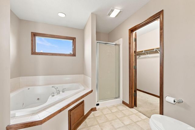 1763 Pinelock Court, New Haven, IN 46774